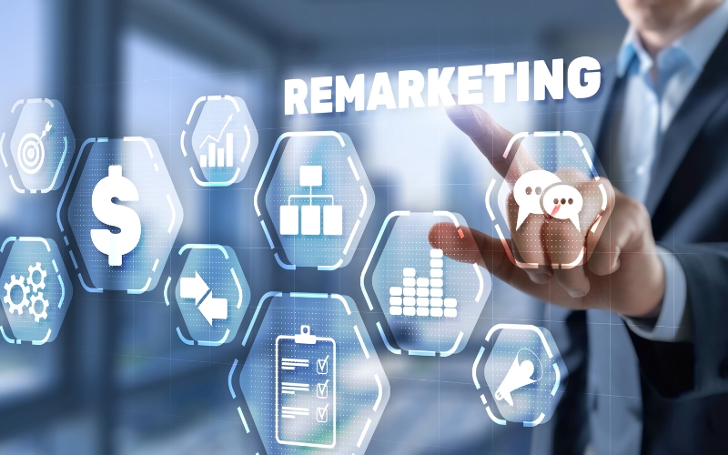 Retargeting hoặc remarketing